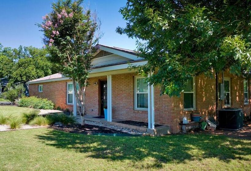 펜션 Texas Topaz In Mason