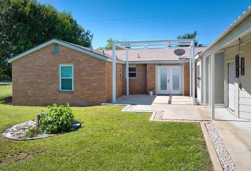 펜션 Texas Topaz In Mason