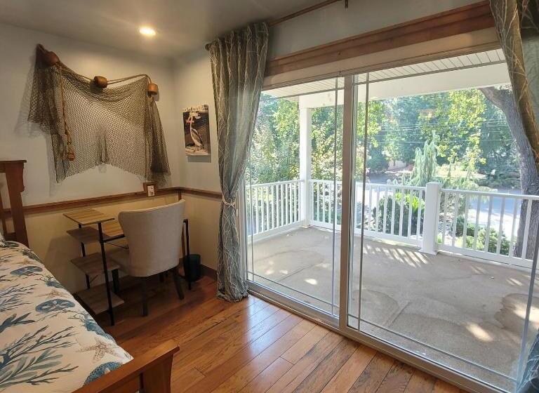 Пансион Trout Reflections