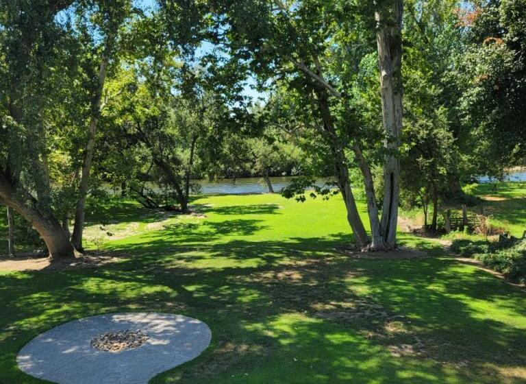 Пансион Trout Reflections