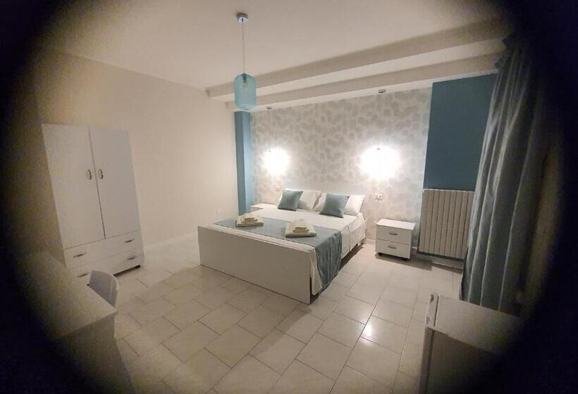 פנסיון Villa Letizia   Sky Blu Pompei Room