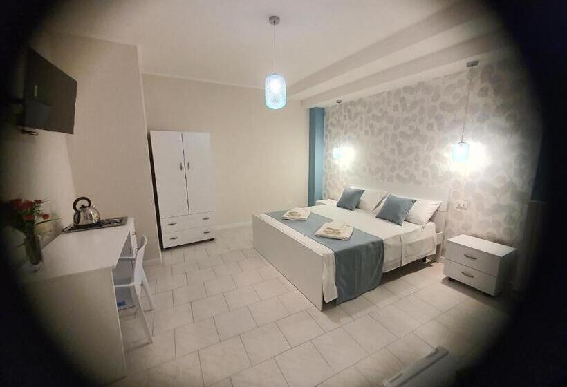 פנסיון Villa Letizia   Sky Blu Pompei Room