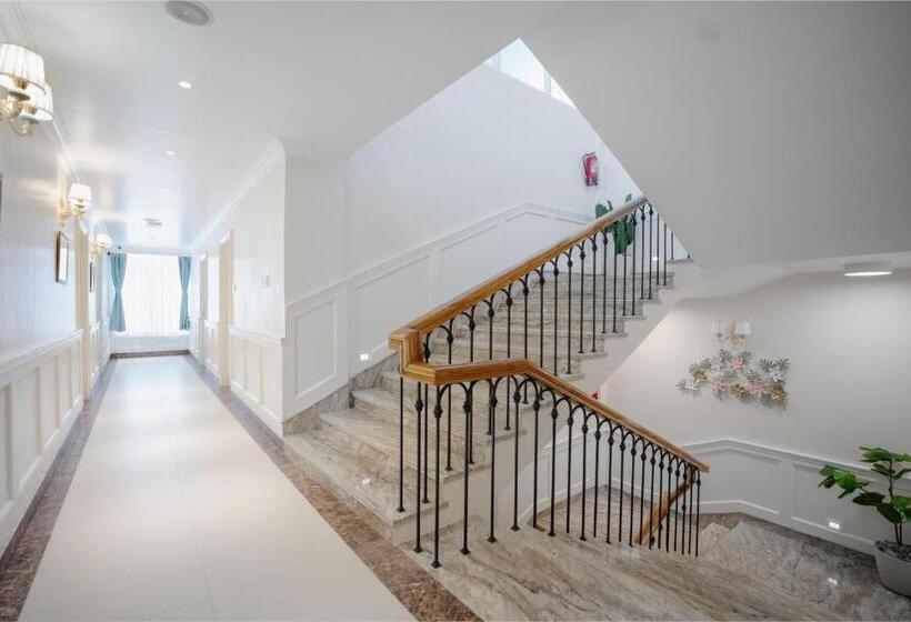 Preisha Hotel & Resort