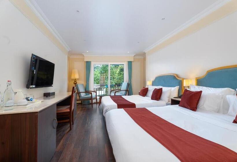 Preisha Hotel & Resort