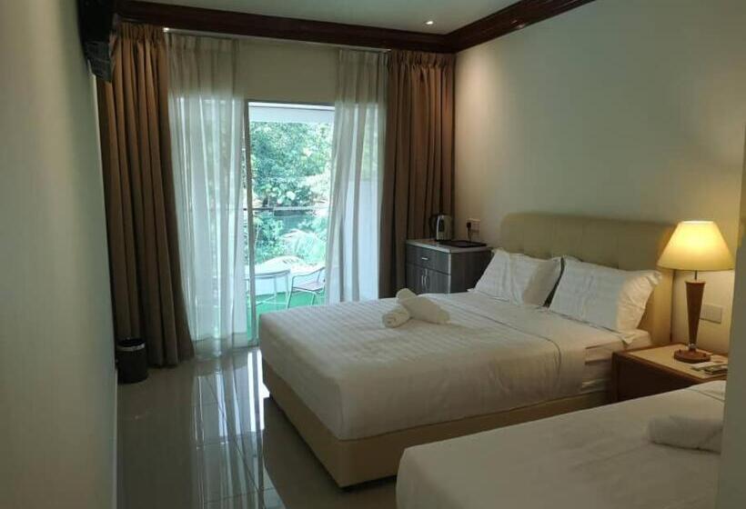 リゾートホテル Alsafina Forest Stay