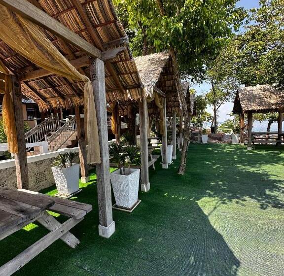 Shari La Perhentian Island Resort