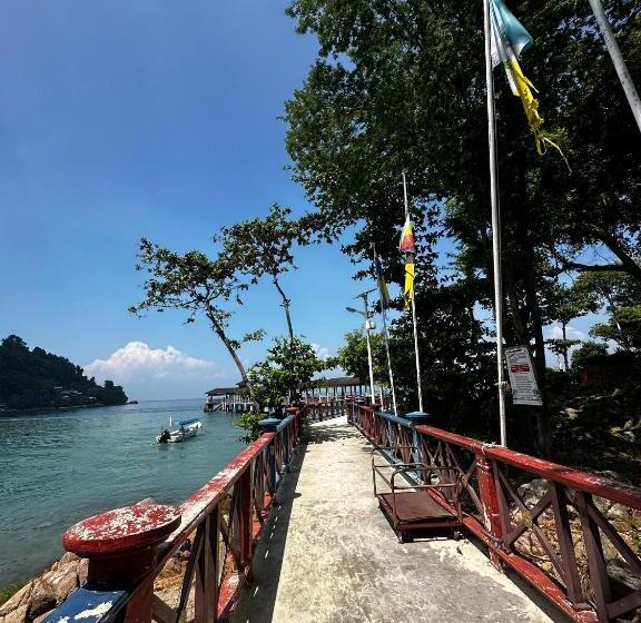 Shari La Perhentian Island Resort