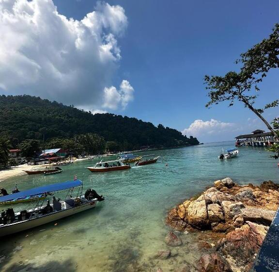 Shari La Perhentian Island Resort