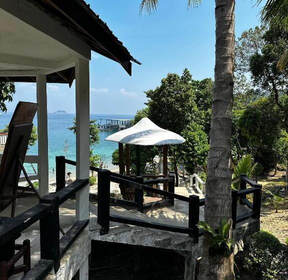 Shari La Perhentian Island Resort