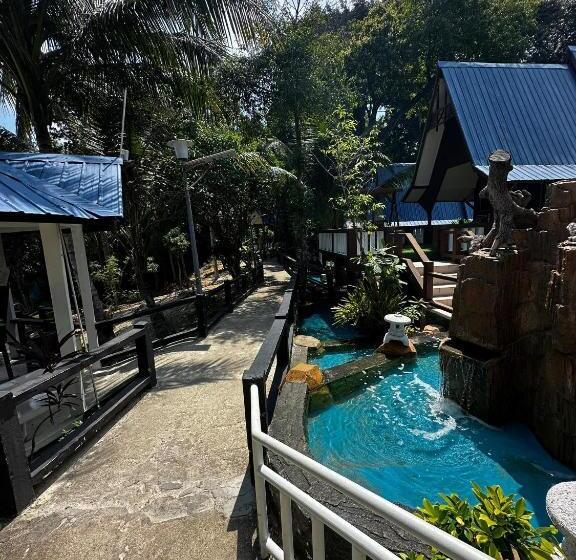 Shari La Perhentian Island Resort