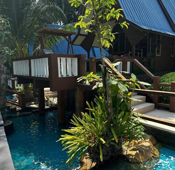 Shari La Perhentian Island Resort