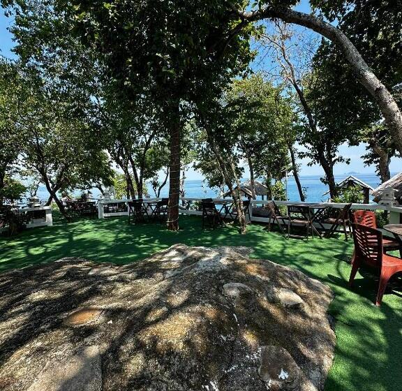 Shari La Perhentian Island Resort