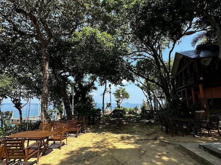 Shari La Perhentian Island Resort