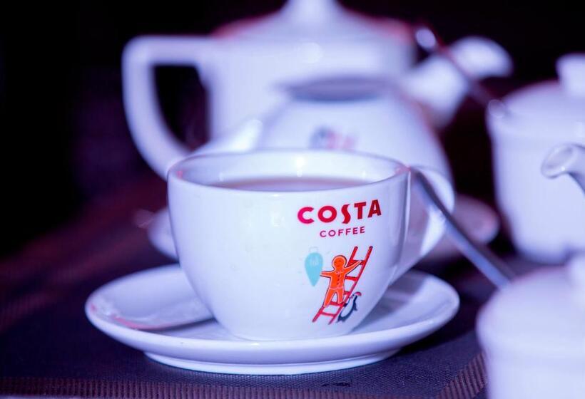 Streamlive Hotel And Spa