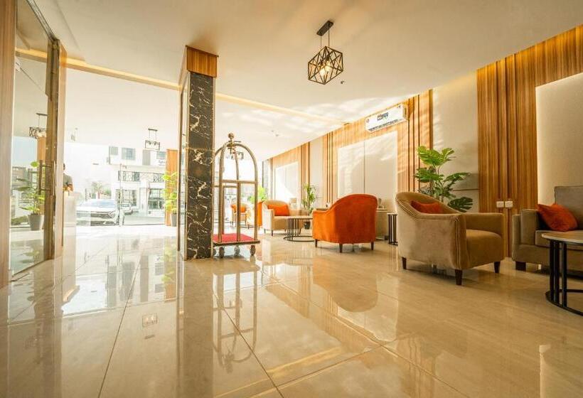 نصف الموسم للشقق المخدومة