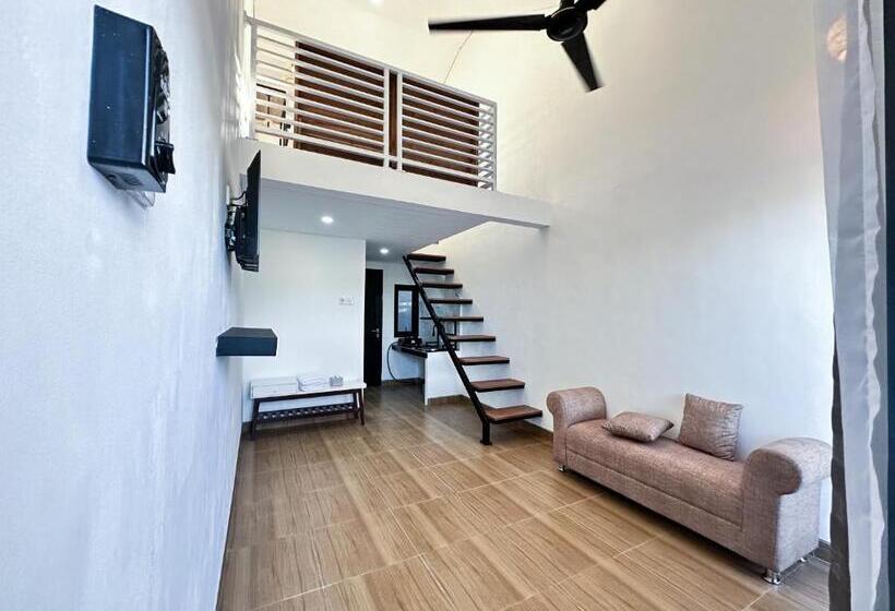 הוסטל Elbe Homestay By Bali Cabin