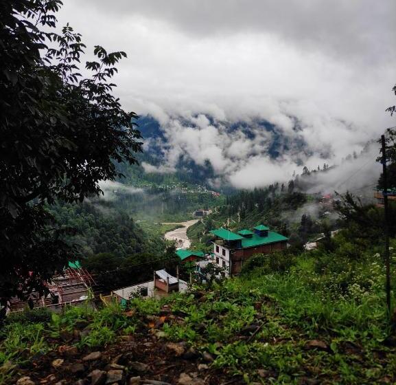 فندق صغير Go With Flow