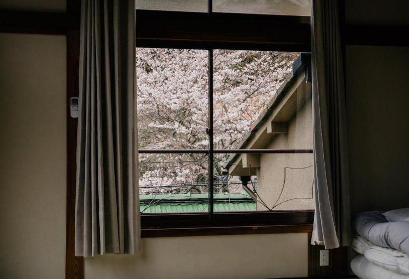 فندق صغير 紅花舎 Koukasha