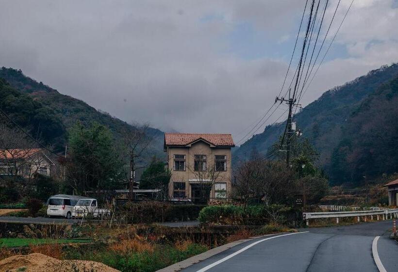 فندق صغير 紅花舎 Koukasha