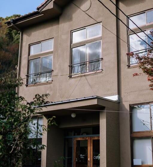 فندق صغير 紅花舎 Koukasha