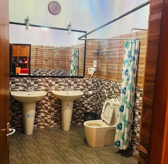 Общежитие Senathilaka Guest Inn