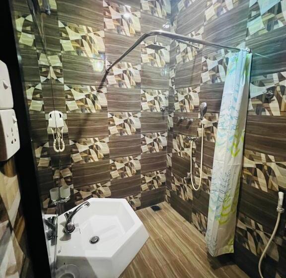 Общежитие Senathilaka Guest Inn