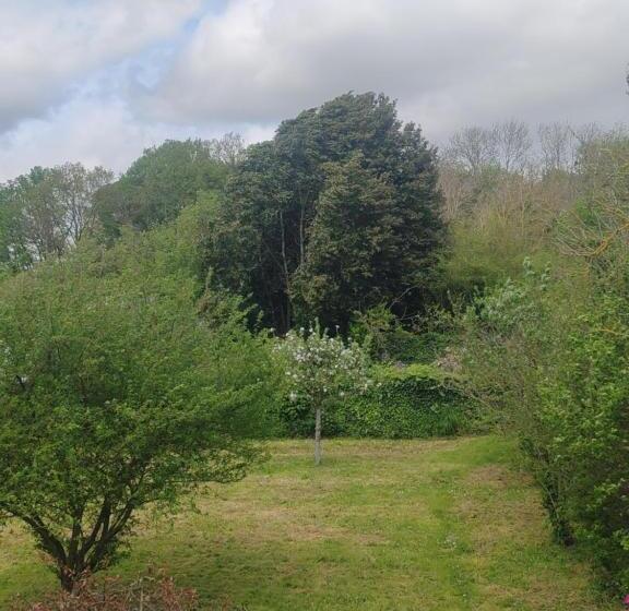 ベッドアンドブレックファースト Chez Peggy