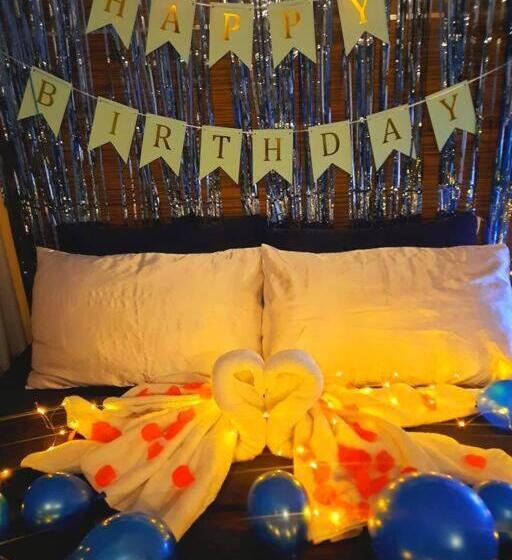 تختخواب و صبحانه Cozy Hotel Room With Bath Tub And Free Pool Access