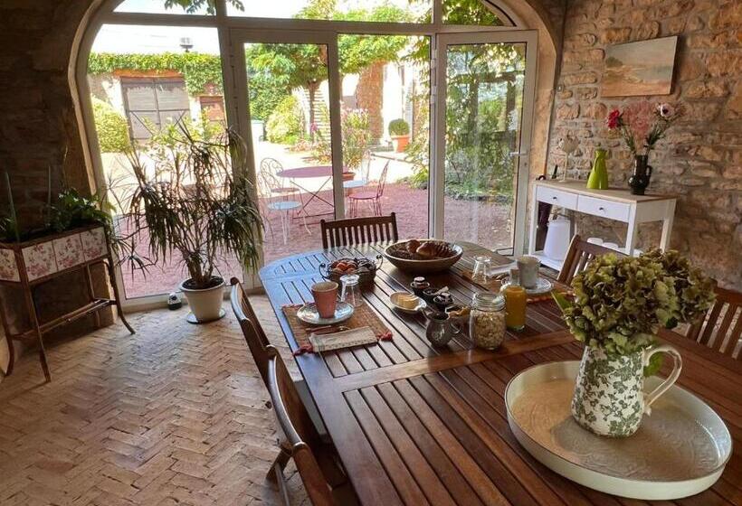 Bed and Breakfast Domaine Des Franchises   Beaujolais Village   Charme Et Authenticité Au Cœur Des Pierres Dorées