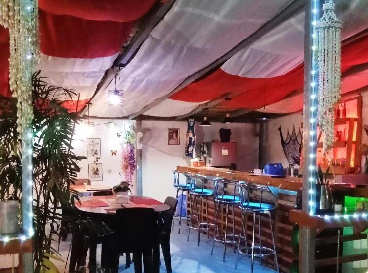 민박 Joe S Dawgs Staycation