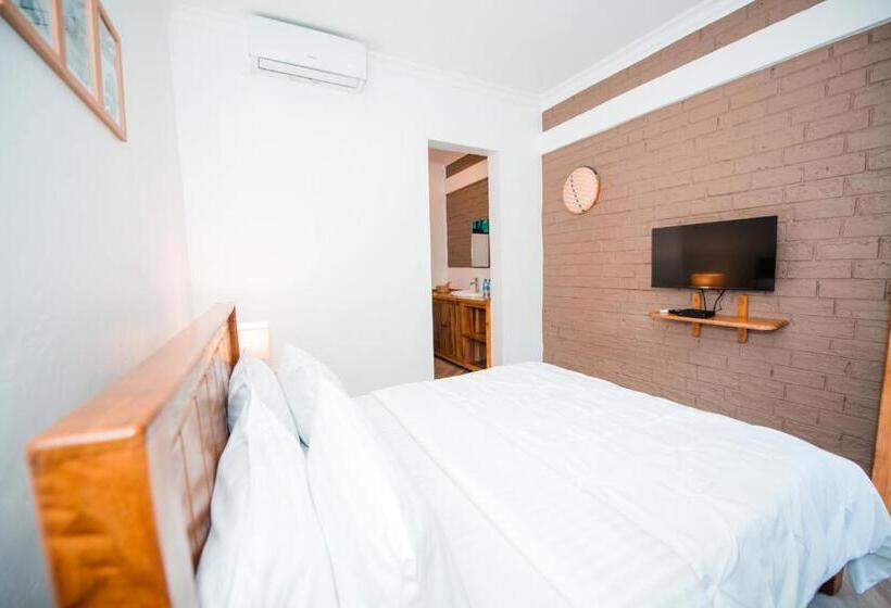 Bed and Breakfast Katiti Lodge