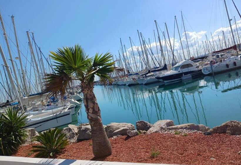 住宿加早餐  La Paillote 69