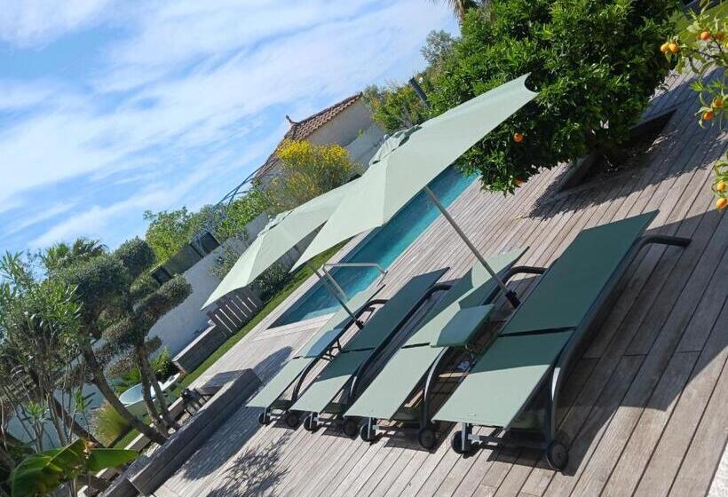 住宿加早餐  La Paillote 69