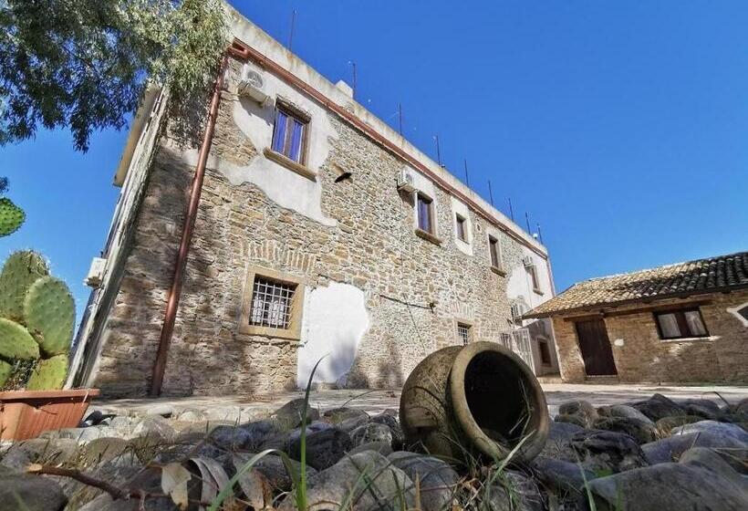 Bed and Breakfast La Tenuta I Fichi D India