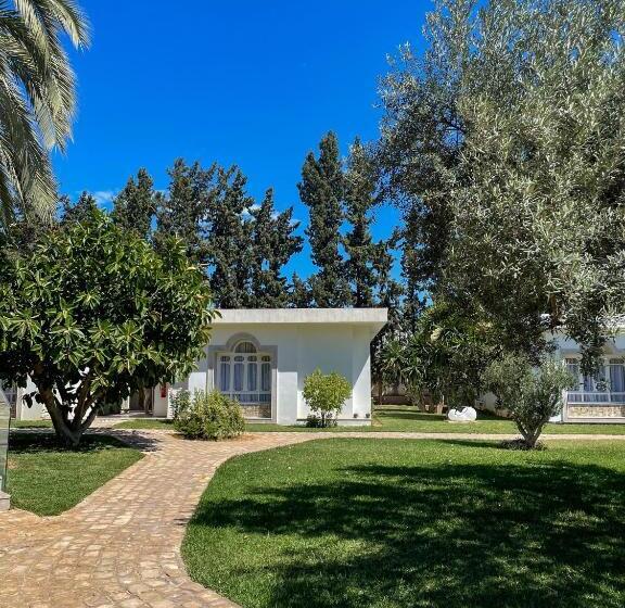 تختخواب و صبحانه Nawara Residence