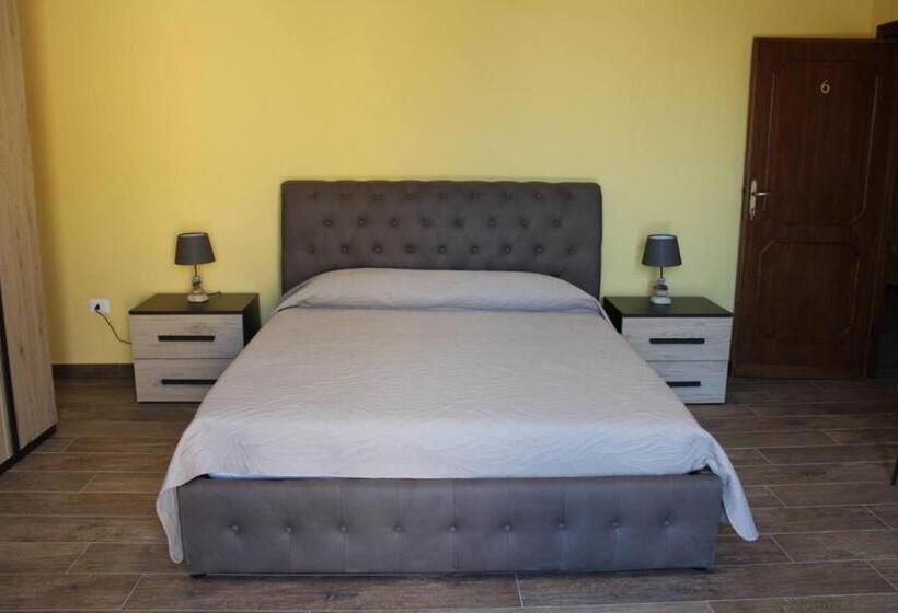 مبيت وإفطار Santa Ittoria