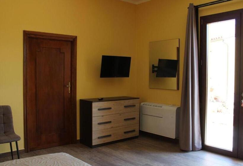 مبيت وإفطار Santa Ittoria