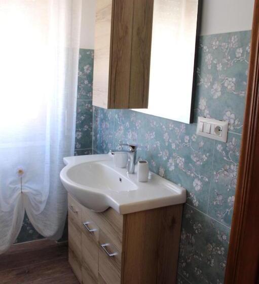 مبيت وإفطار Santa Ittoria