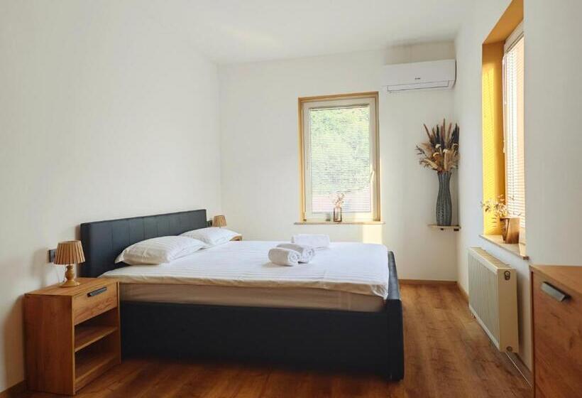 تختخواب و صبحانه Wellness Soba Amaris