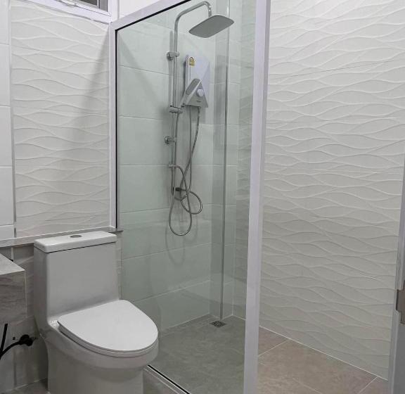 Black And Yellow Hostel