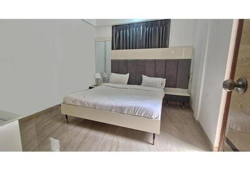 Fabhotel En Suite   Nr Paras Hospital
