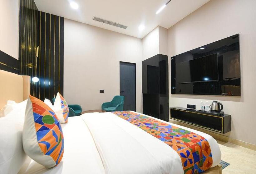 Fabhotel Prime Elegance Suites