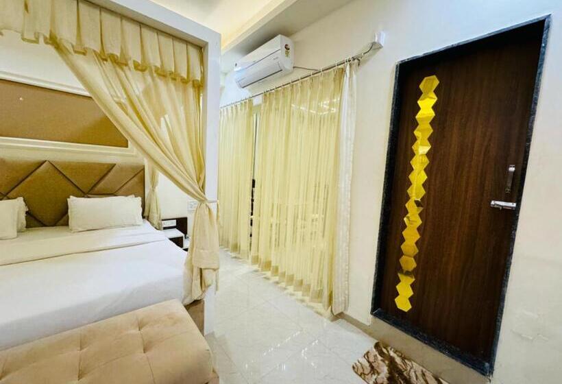 Goroomgo Hotel Jay Shree Palace Ujjain