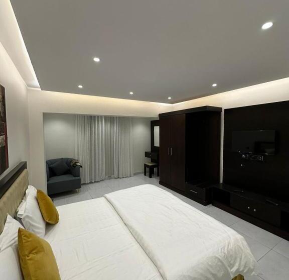 هتل استديو عصرى