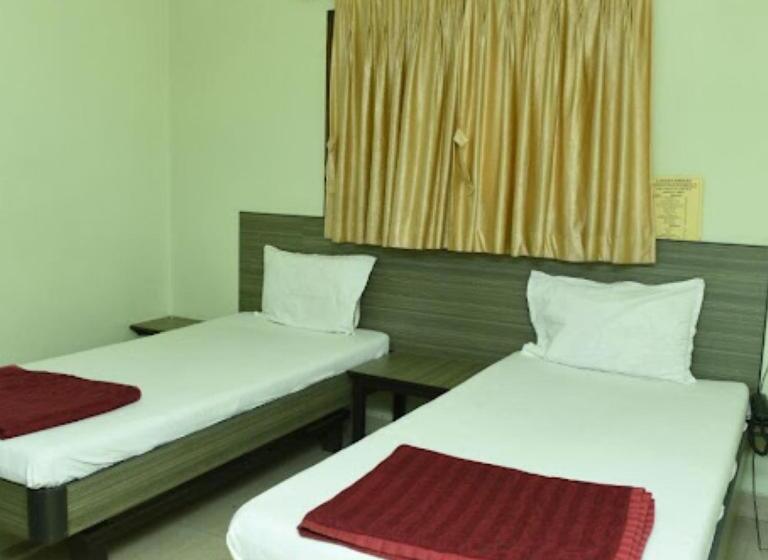 Отель Anjali Palace Bhuj