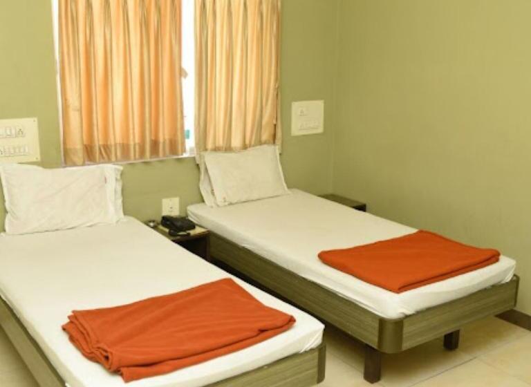 Отель Anjali Palace Bhuj