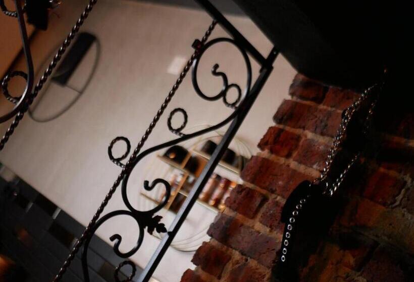 בית מלון כפרי Blacroom De L Artois