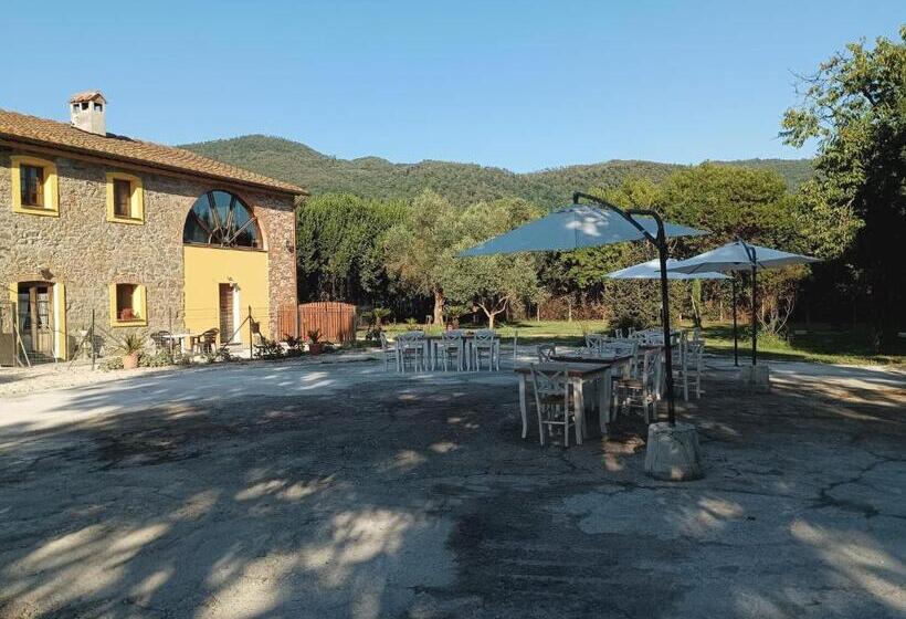 ホテル Casale Delle Rondini