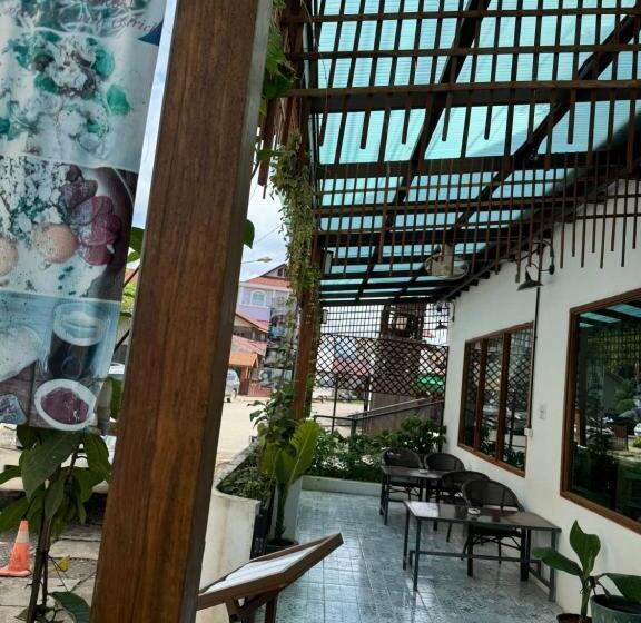 ホテル Vang Vieng Green