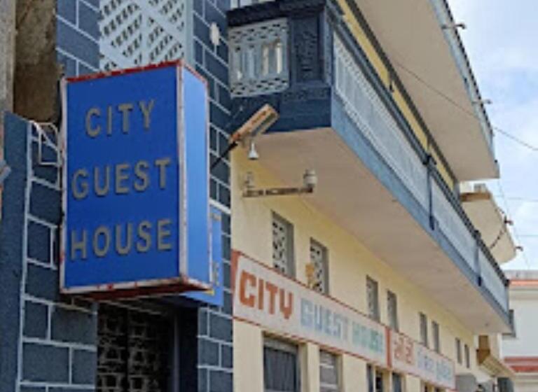 ホテル City Guest House Bhuj